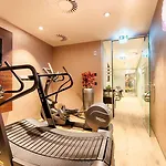 Hotel Leonardo Royal