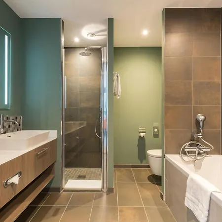 Leonardo Royal 4* Amsterdam