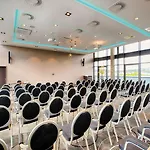 Leonardo Royal מלון