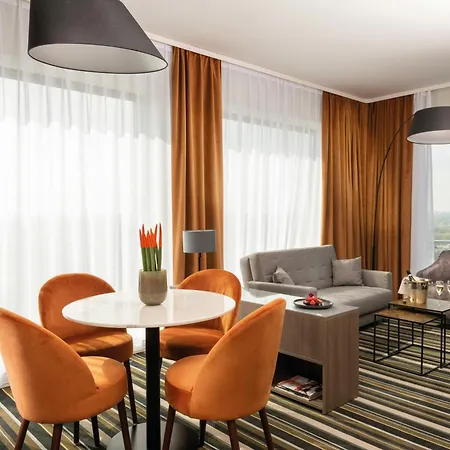 Hotel Leonardo Royal 4*