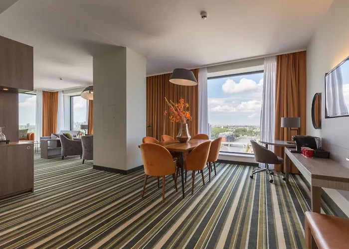 Hotel Leonardo Royal 4*