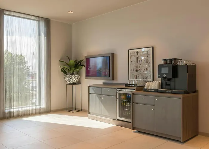 Leonardo Royal 4* Amsterdam